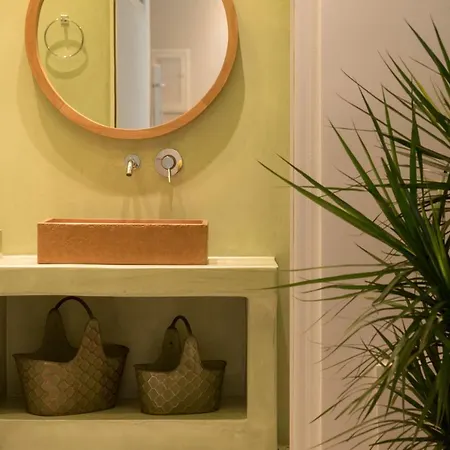 Ambeli Luxury Megalochori (Santorini)