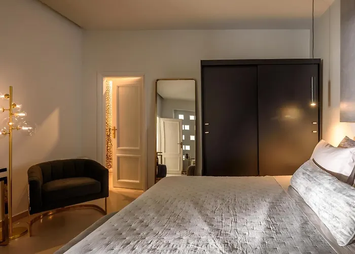 Villa Ambeli Luxury Megalochori (Santorini)