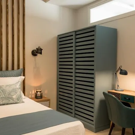 Ambeli Luxury Villa Megalochori (Santorini)