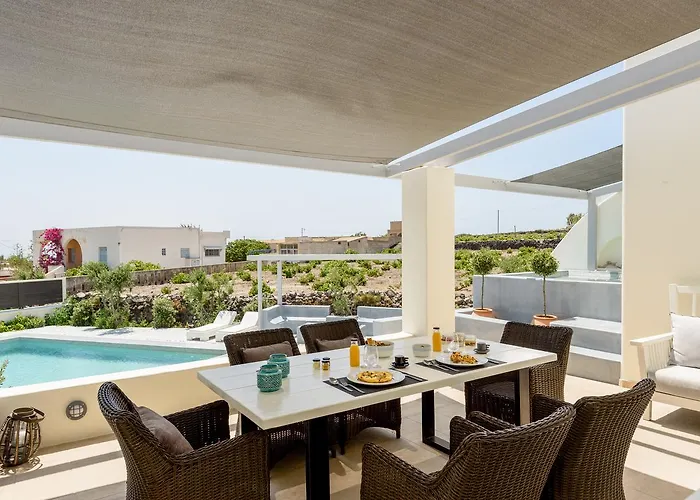 Ambeli Luxury Villa Megalochori (Santorini)